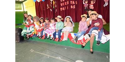 Escuela Especial De Lenguaje De Colores