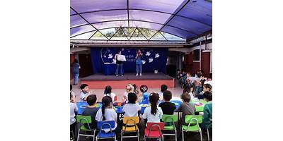 Escuela Especial Un Mundo De Palabras